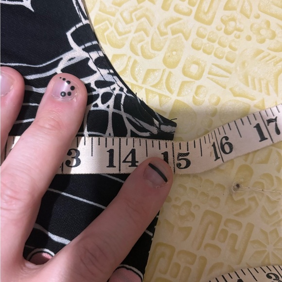 Vintage Black and Pink Sleeveless V-Neck Sheath Dress - Picture 8 of 9